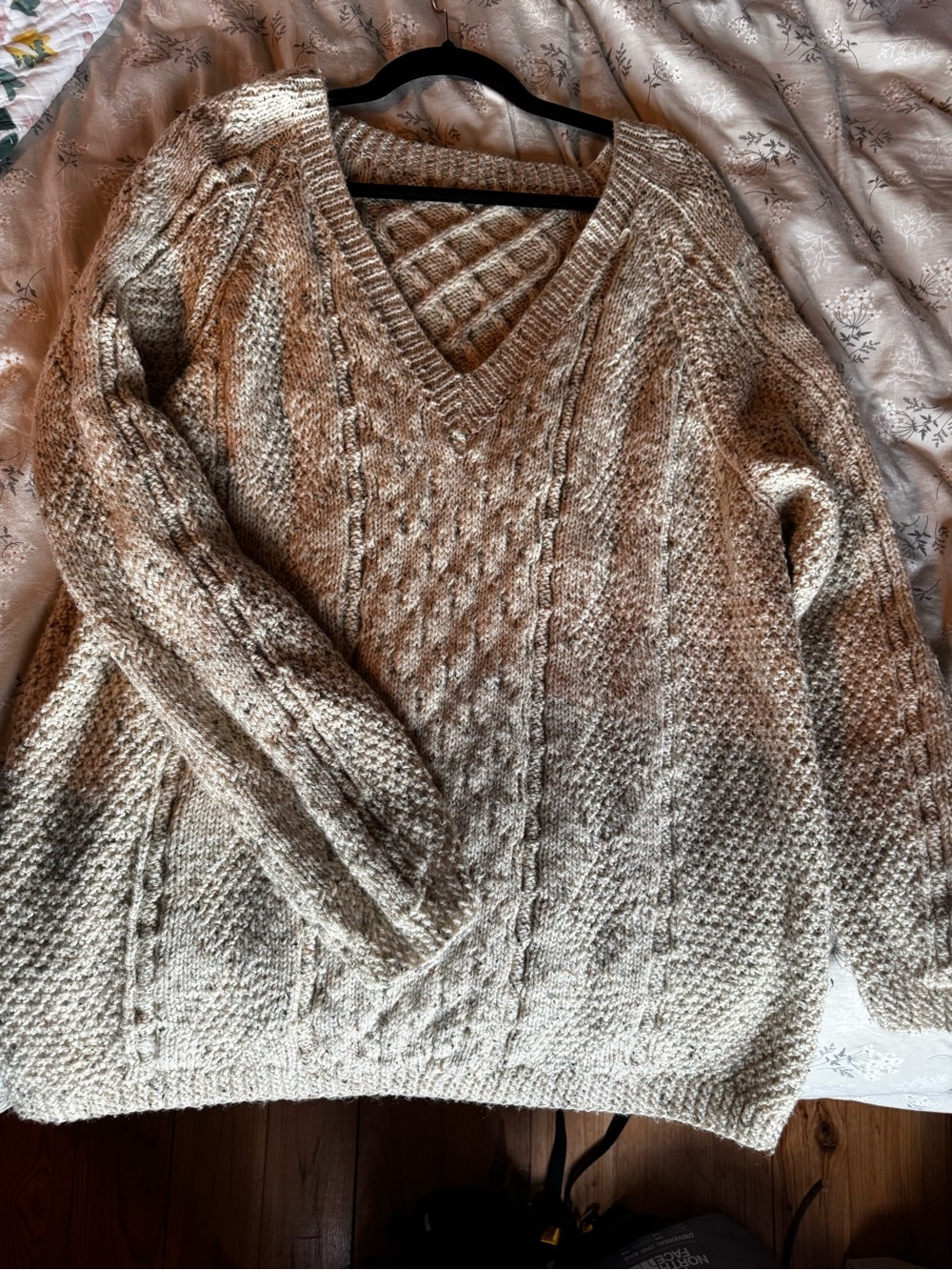 Vintage Women's Wool Cream Cable-Knit V-Neck Sweater